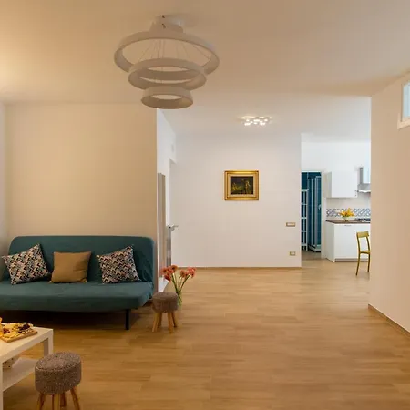 Dimore De Luca- Domani Apartament